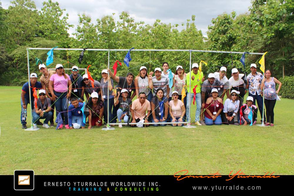 Programa outdoor de Team Building en Bogotá con dinámicas colaborativas para equipos